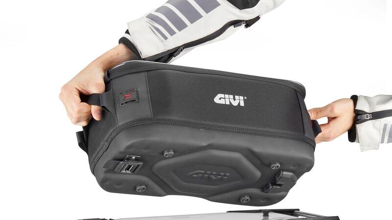 Nuova borsa cargo XL 10 di GIVI