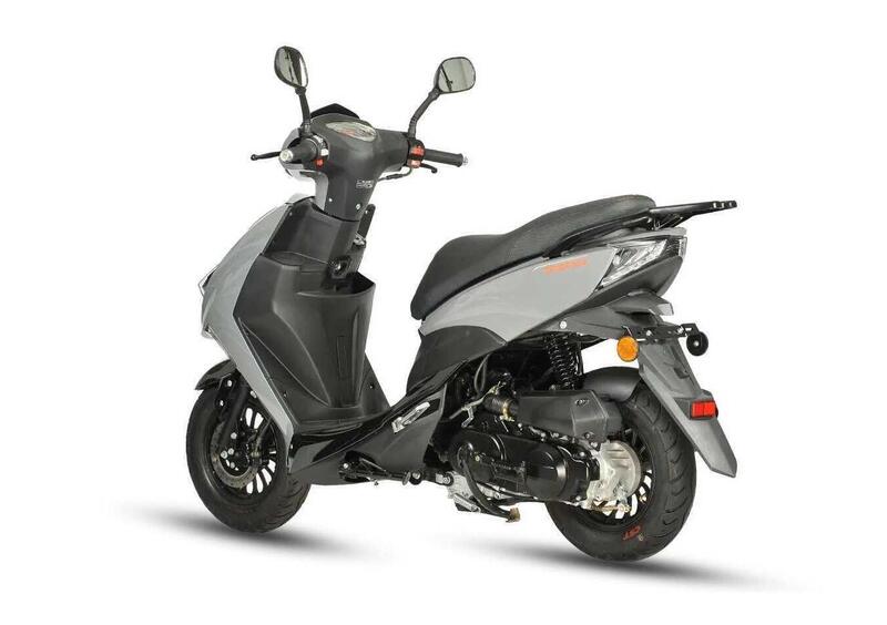 TNT Dixon 50 Dixon 50 10" (2025) (3)