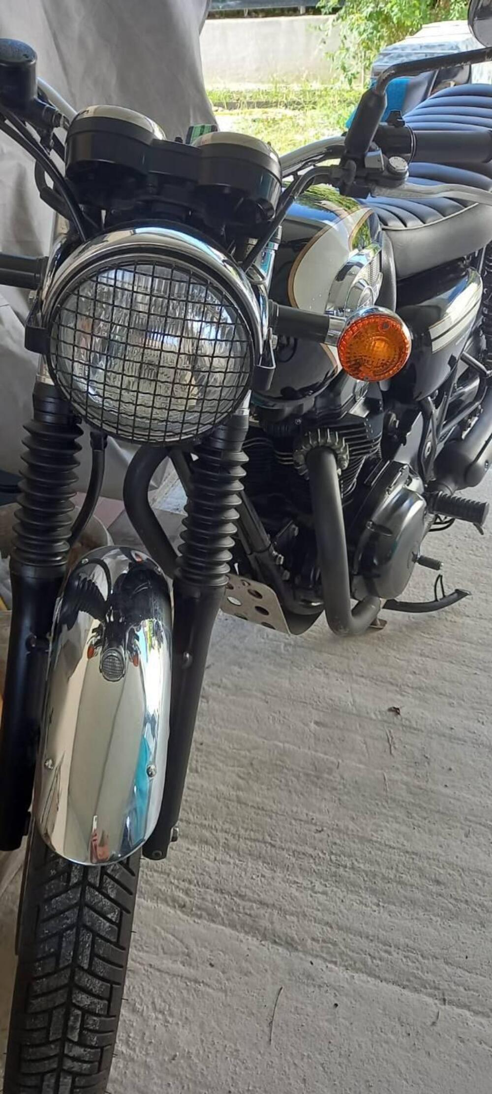 Kawasaki W 800 (2010 - 17) (3)