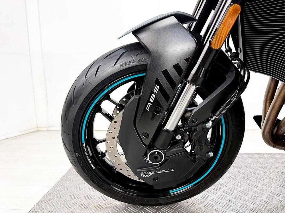 CFMOTO 675NK (2025 - 26) (12)