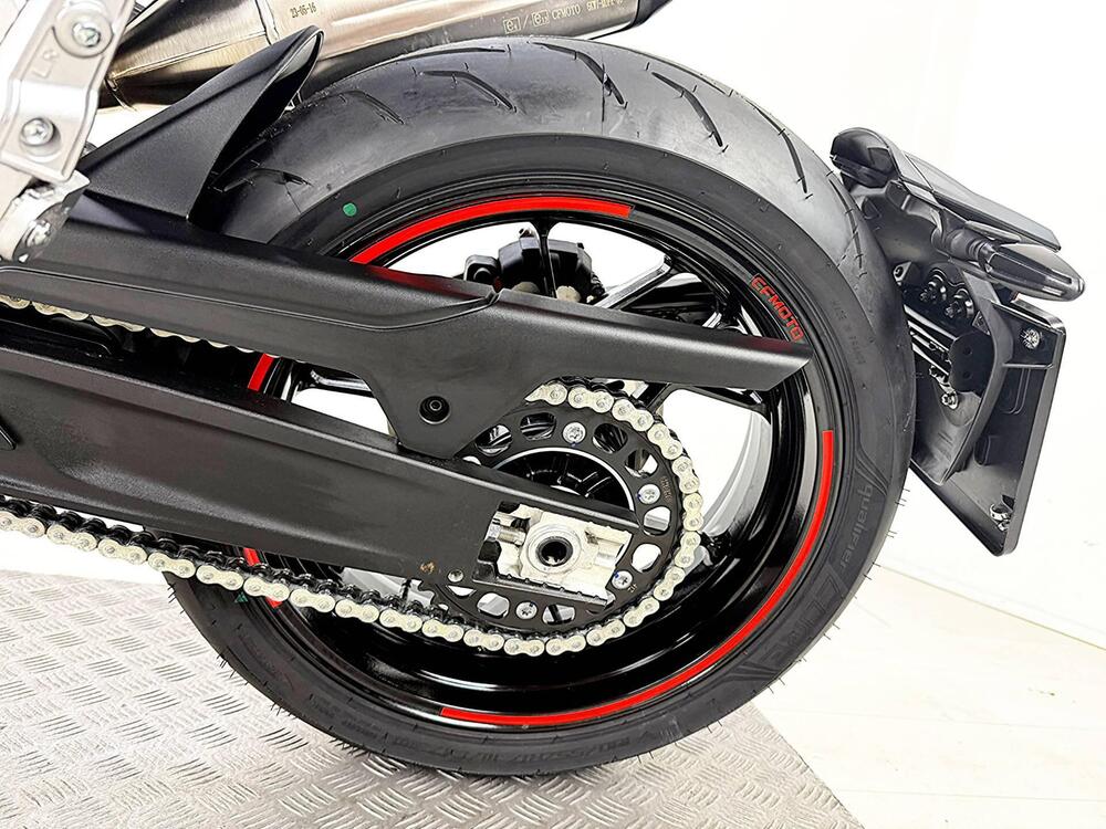 CFMOTO 800NK Advanced (2023 - 26) (16)