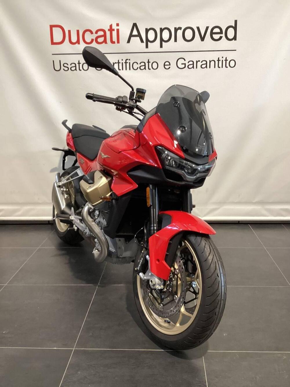 Moto Guzzi V100 Mandello (2022 - 24) (2)