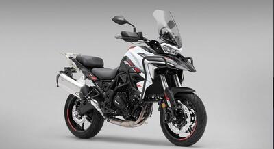 Benelli TRK 702 (2026) nuova