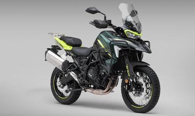 Benelli TRK 702X (2026) nuova