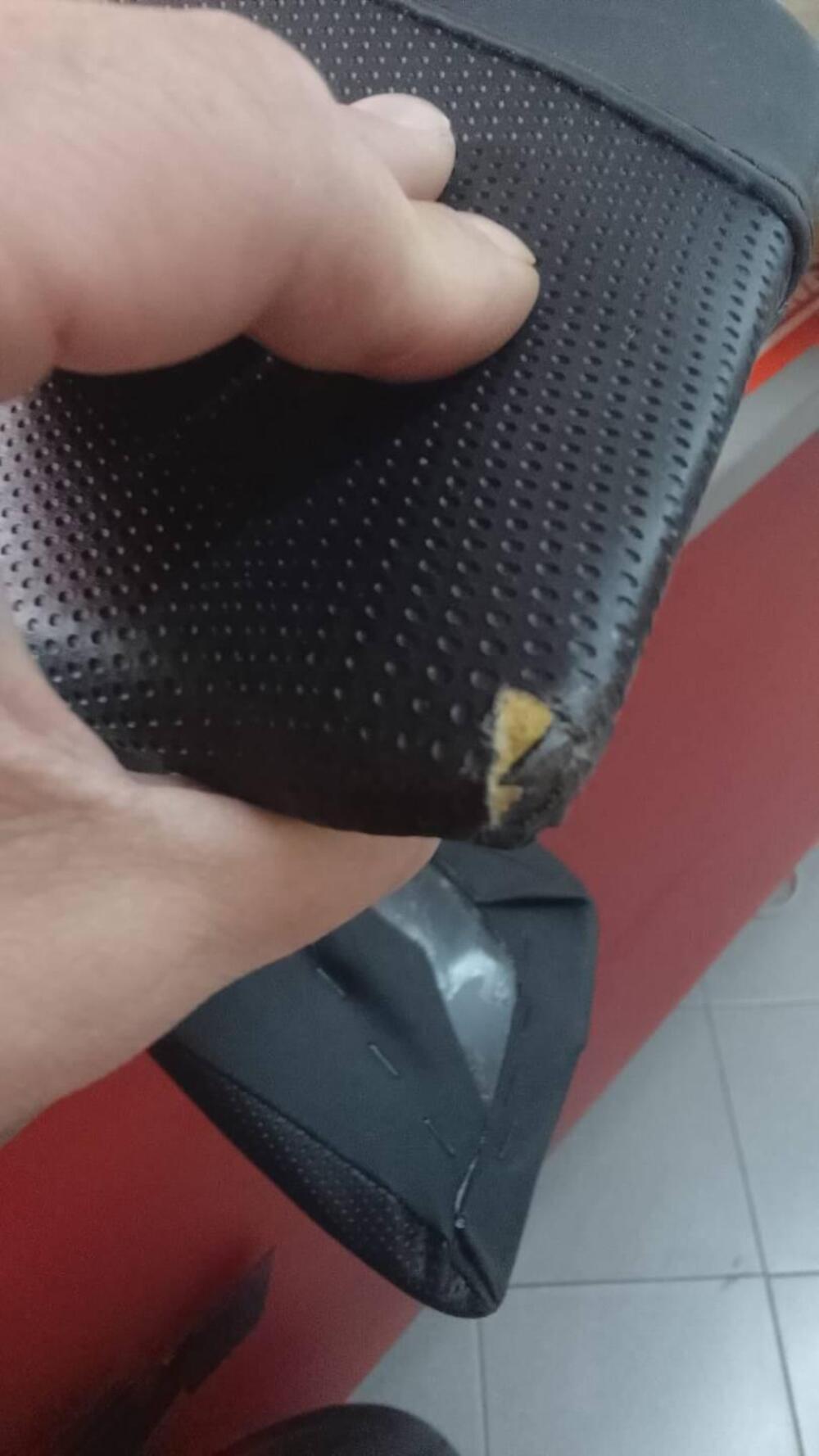 SELLA DUCATI MONSTER (2)