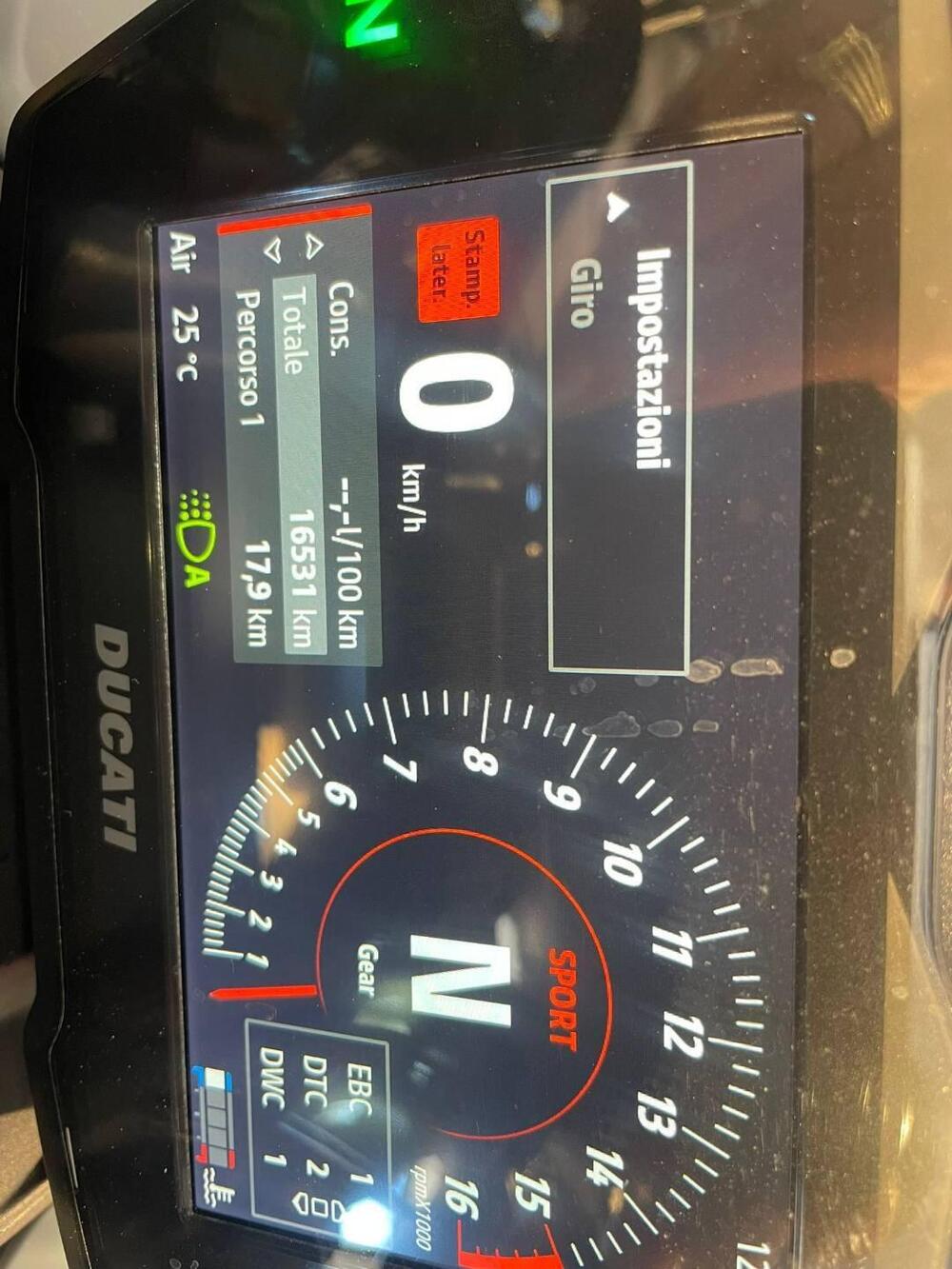 Ducati Streetfighter V4 S (2023 - 24) (4)