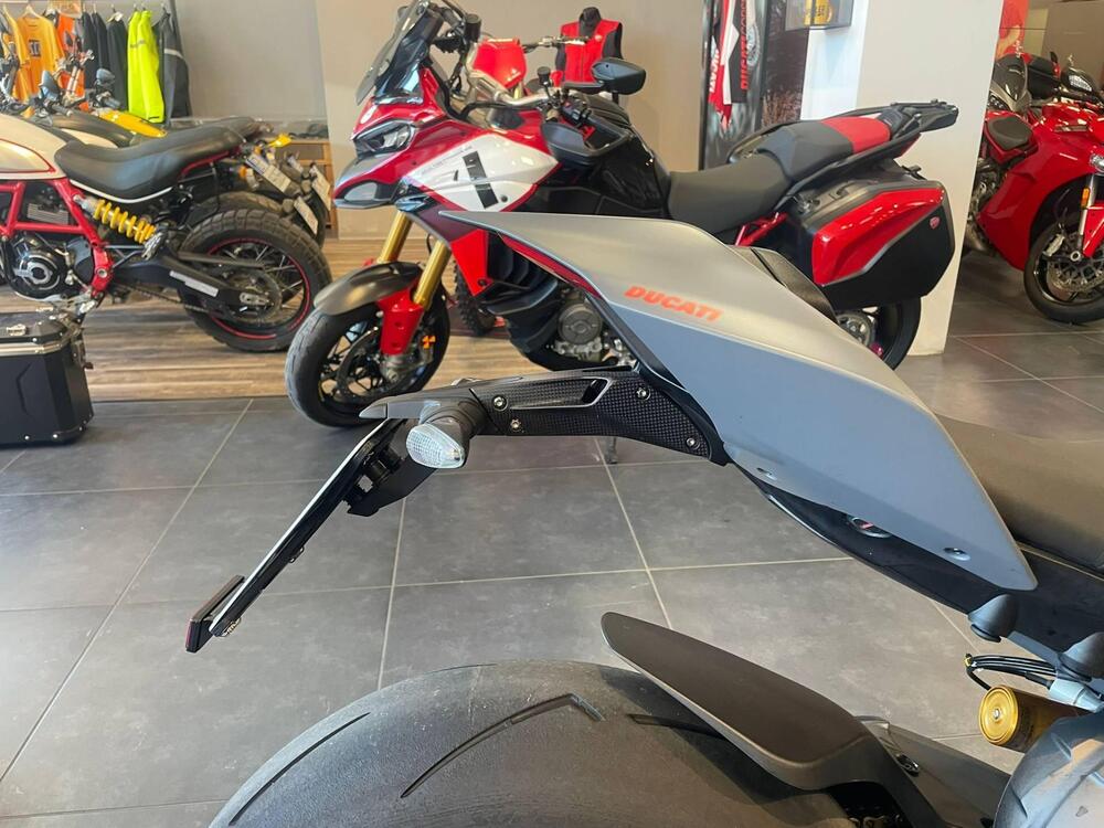 Ducati Streetfighter V4 S (2023 - 24) (10)