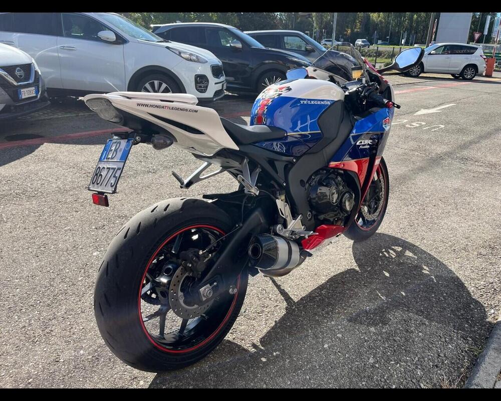 Honda CBR 1000 RR Fireblade SP (2014 - 16) (5)