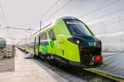 Trenitalia e Alstom presentano il nuovo treno regionale da 200 km/h: nasce il futuro della mobilit&agrave; sostenibile italiana