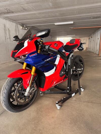 Honda CBR 1000 RR-R Fireblade SP (2020 - 21) usata