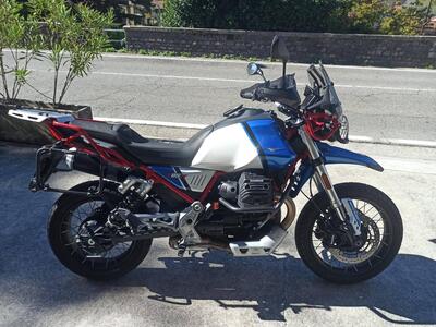 Moto Guzzi V85 TT (2021 - 23) usata