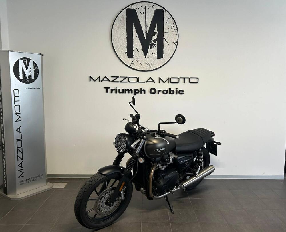 Triumph Street Twin 900 (2021 - 22) (4)