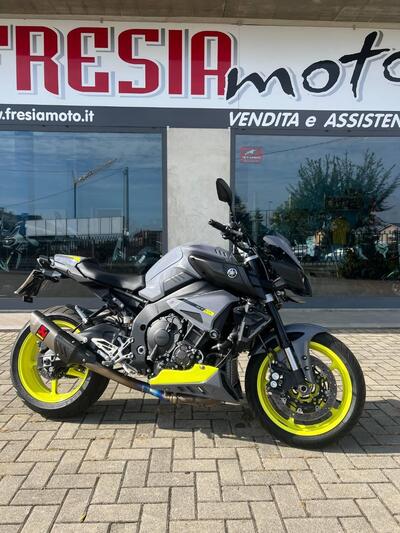 Yamaha MT-10 (2017 - 20) usata