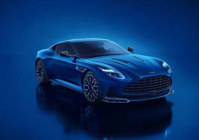 Aston Martin DB12 S: la nuova ammiraglia con il V8 bi-turbo sprigiona 700 Cv, l'ingegneria britannica si spinge oltre ogni limite