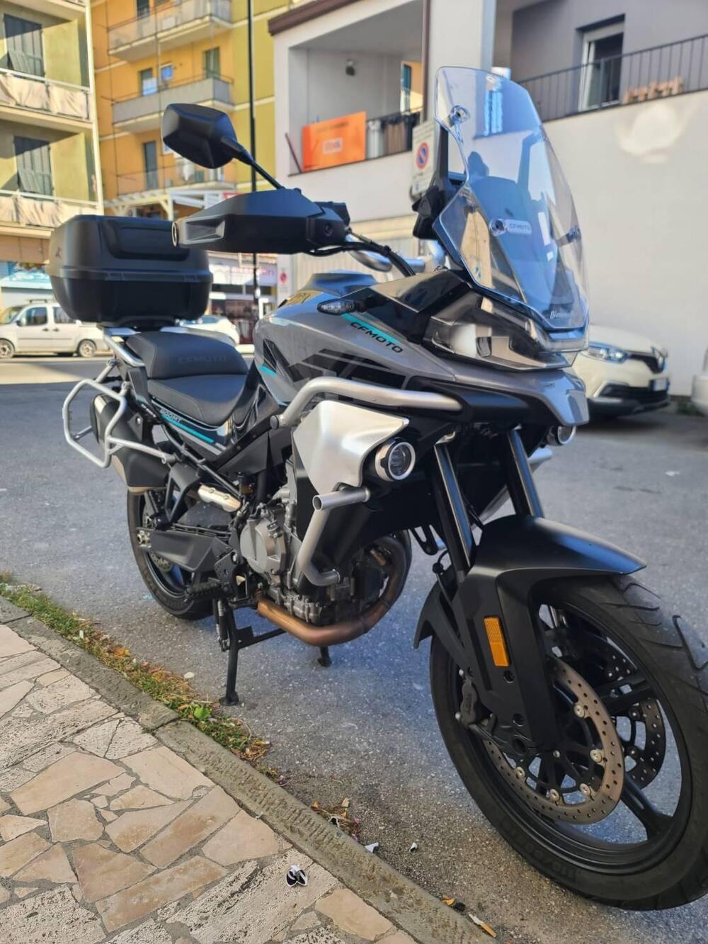 CFMOTO 800MT Sport (2022 - 26) (2)