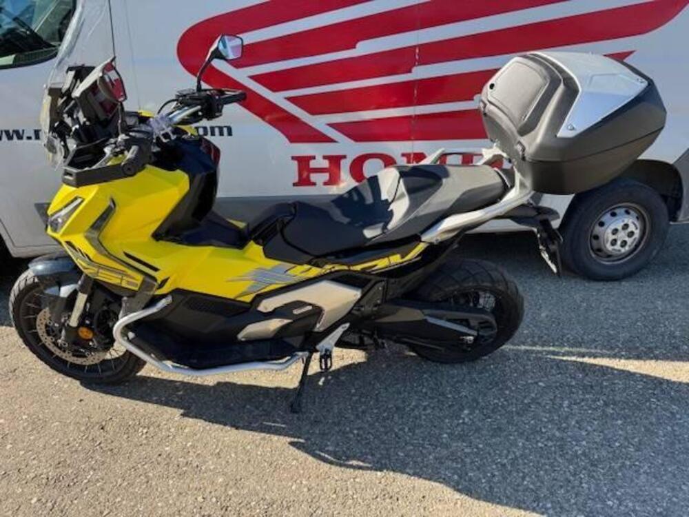 Honda X-ADV 750 Gravel (2025 - 26) (2)