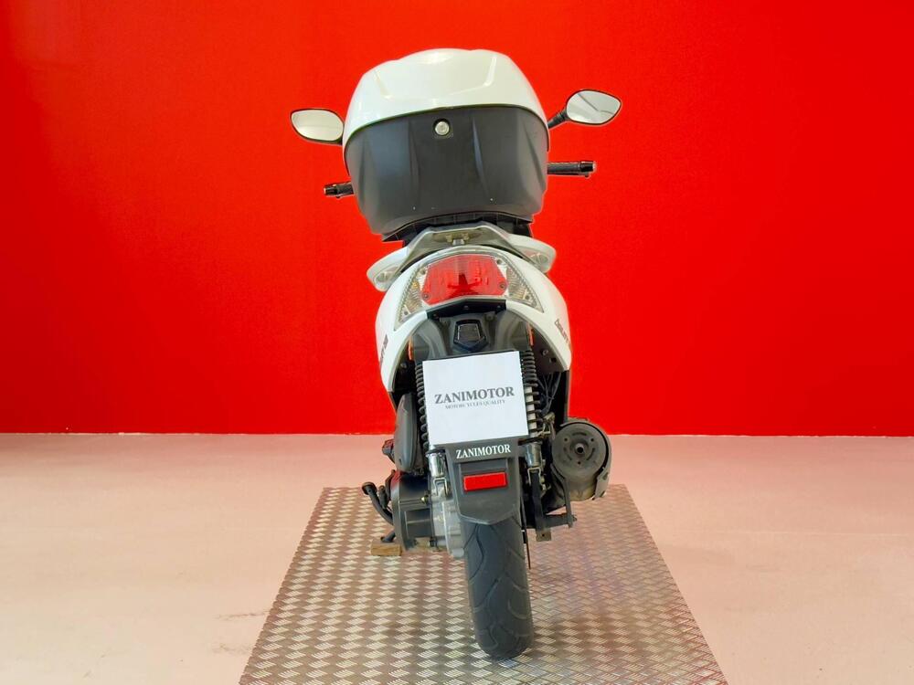 Kymco Agility 150 R16 (7)