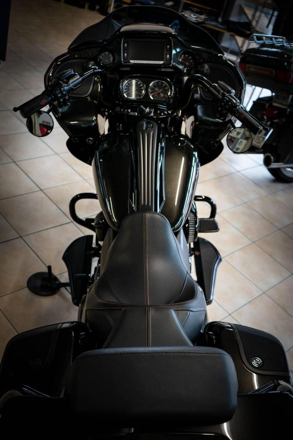 Harley-Davidson 117 Road Glide (2018 - 19) - FLTRXSE (3)