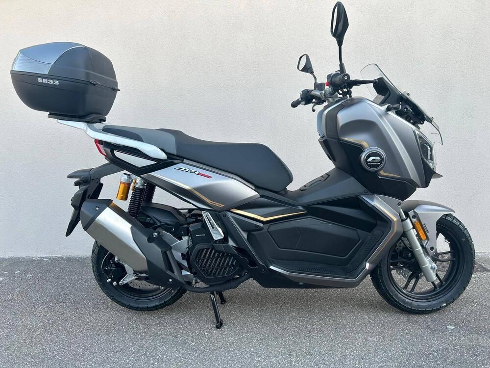 QJ Motor ATR 125 (2025 - 26) (7)