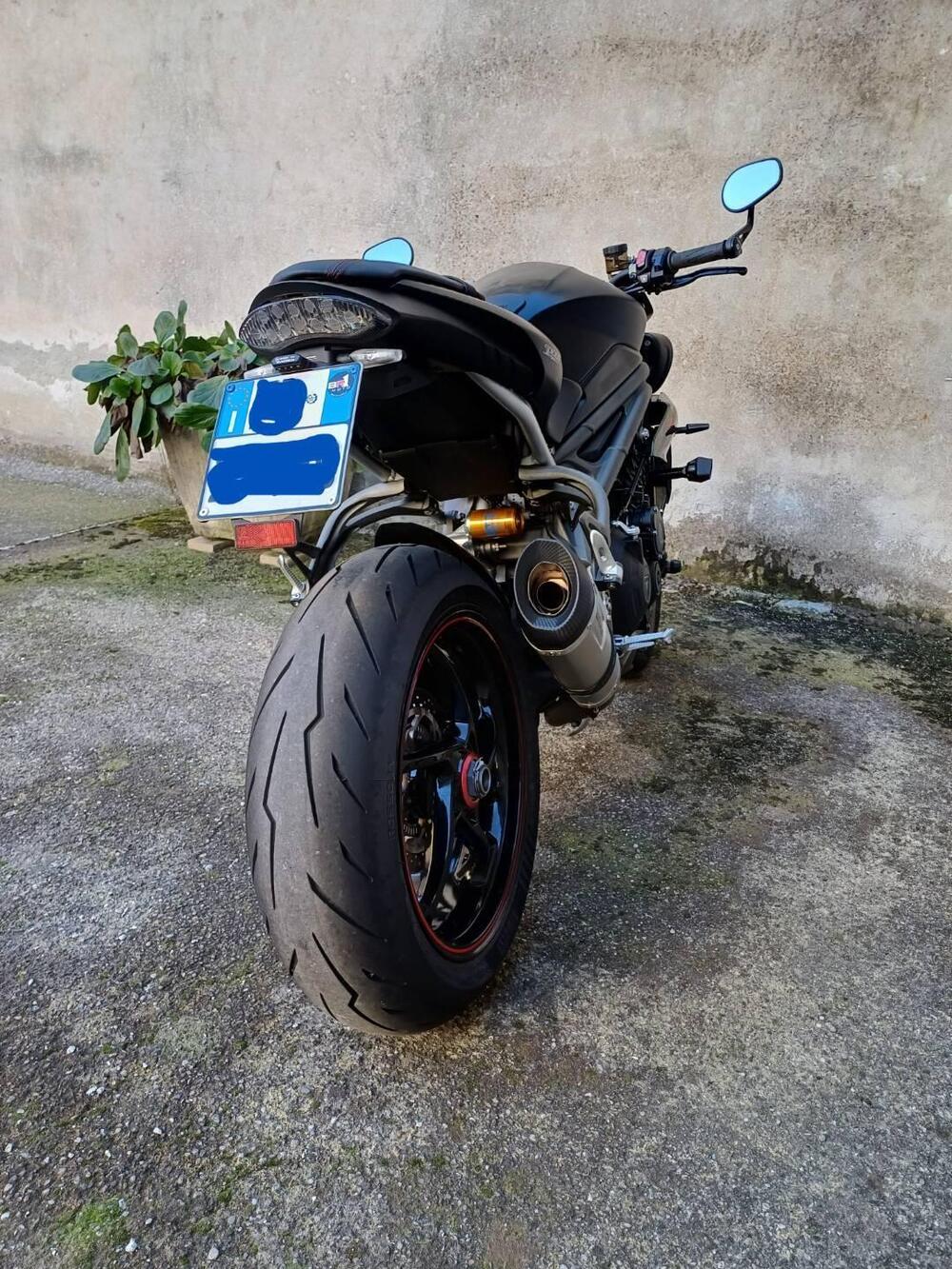 Triumph Speed Triple 1050 RS (2018 - 20) (2)