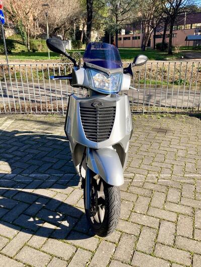 Kymco People 300i S (2008 - 12) usata
