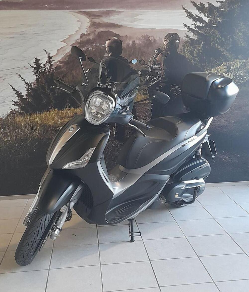 Piaggio Beverly 300 i.e. (2010 - 16) (2)