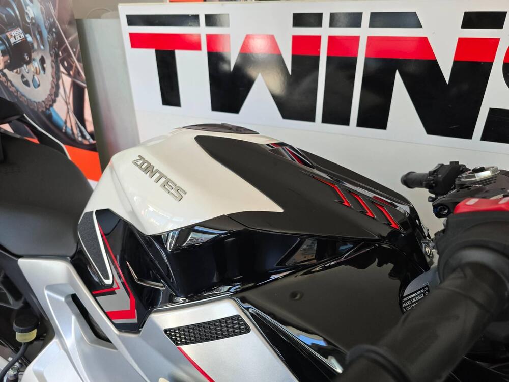 Zontes ZT703-RR (2025 - 26) (8)