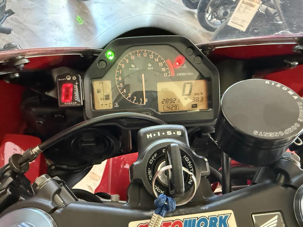 Honda CBR 600 RR (2003 - 04) (8)