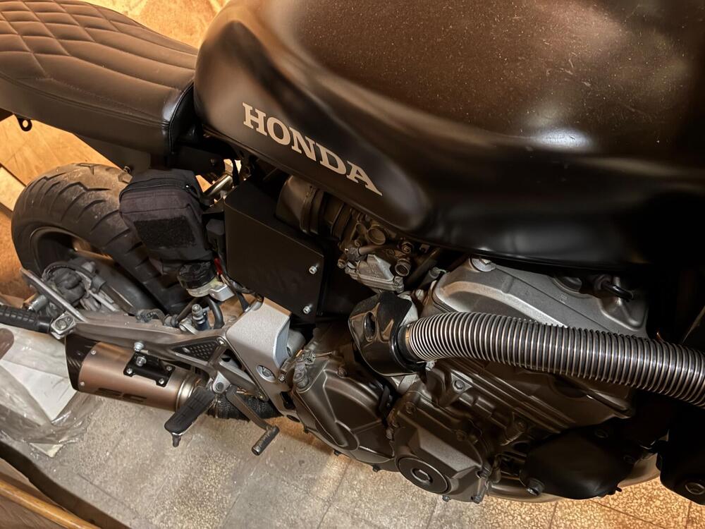 Honda Hornet 600 (2003 - 04) (6)