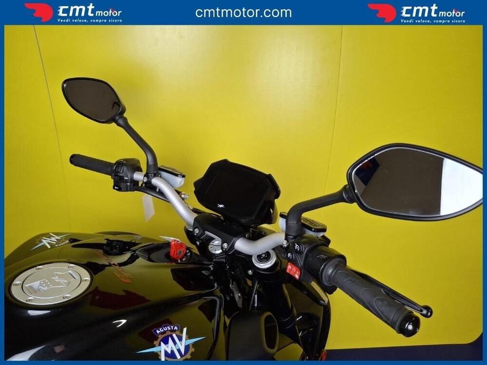 MV Agusta Brutale 800 Rosso (2021 - 23) (13)