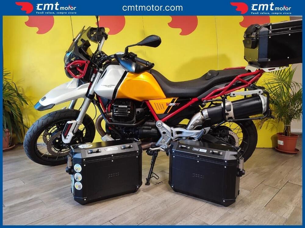 Moto Guzzi V85 TT Evocative Graphics (2021 - 23) (6)
