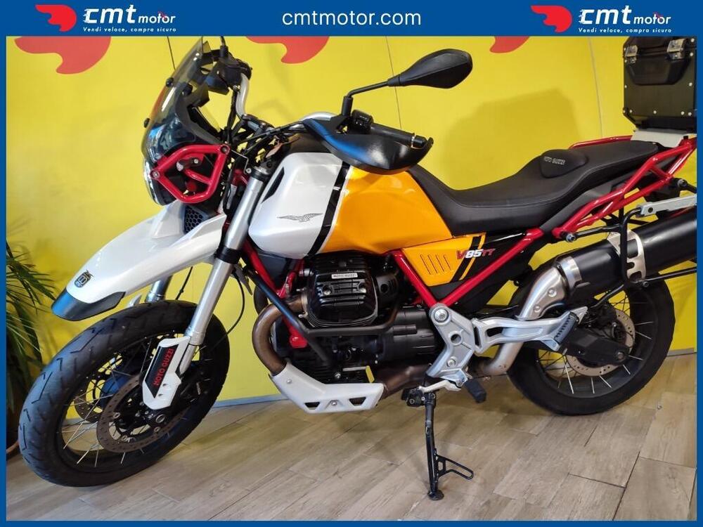 Moto Guzzi V85 TT Evocative Graphics (2021 - 23) (8)