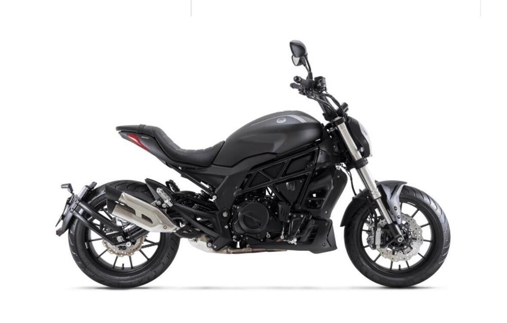 Benelli 502 C (2021 - 25)