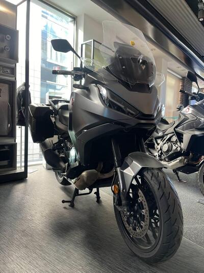 Honda NT 1100 (2022 - 24) usata