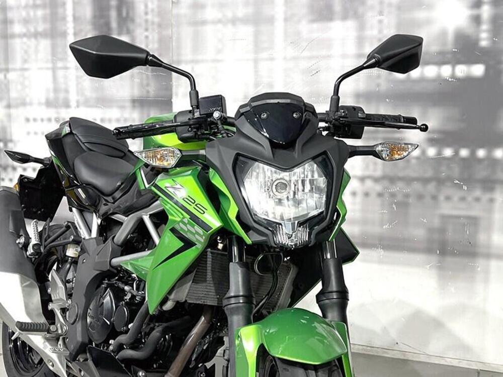 Kawasaki Z 125 (2021 - 24) (9)