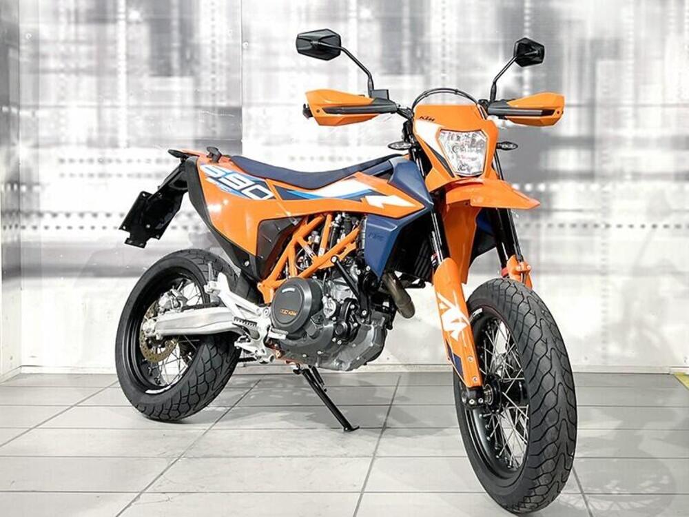 KTM 690 SMC R (2023 - 25)