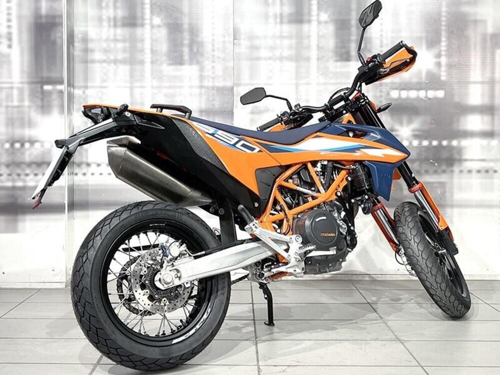 KTM 690 SMC R (2023 - 25) (8)