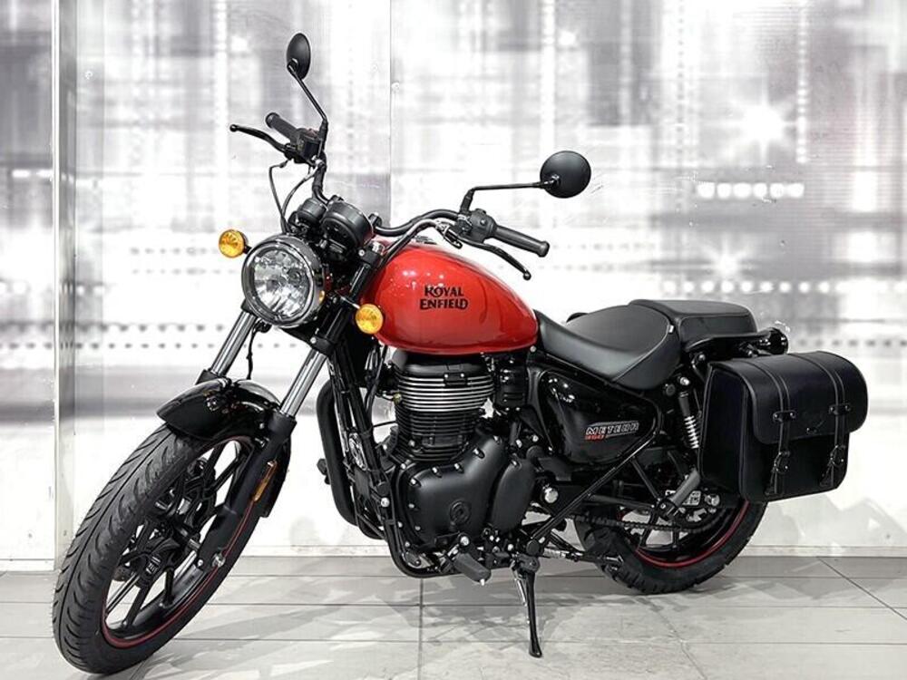 Royal Enfield Meteor 350 (2021 - 26) (7)