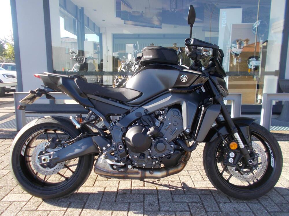Yamaha MT-09 Y-AMT (2024 - 26)