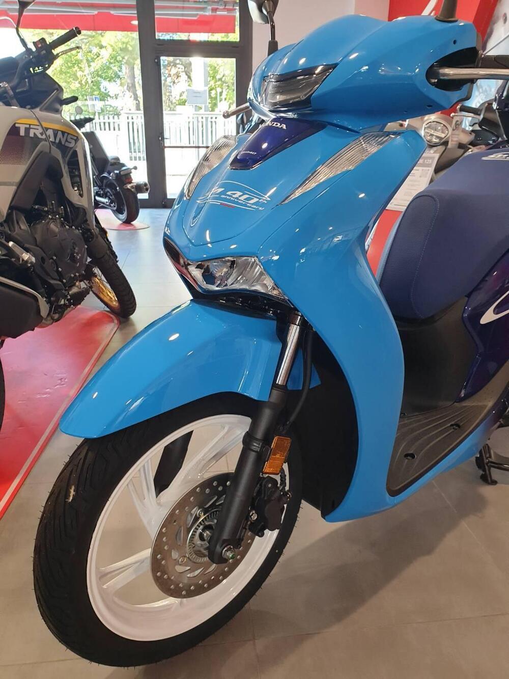 Honda SH 125i (2024 - 25) (4)