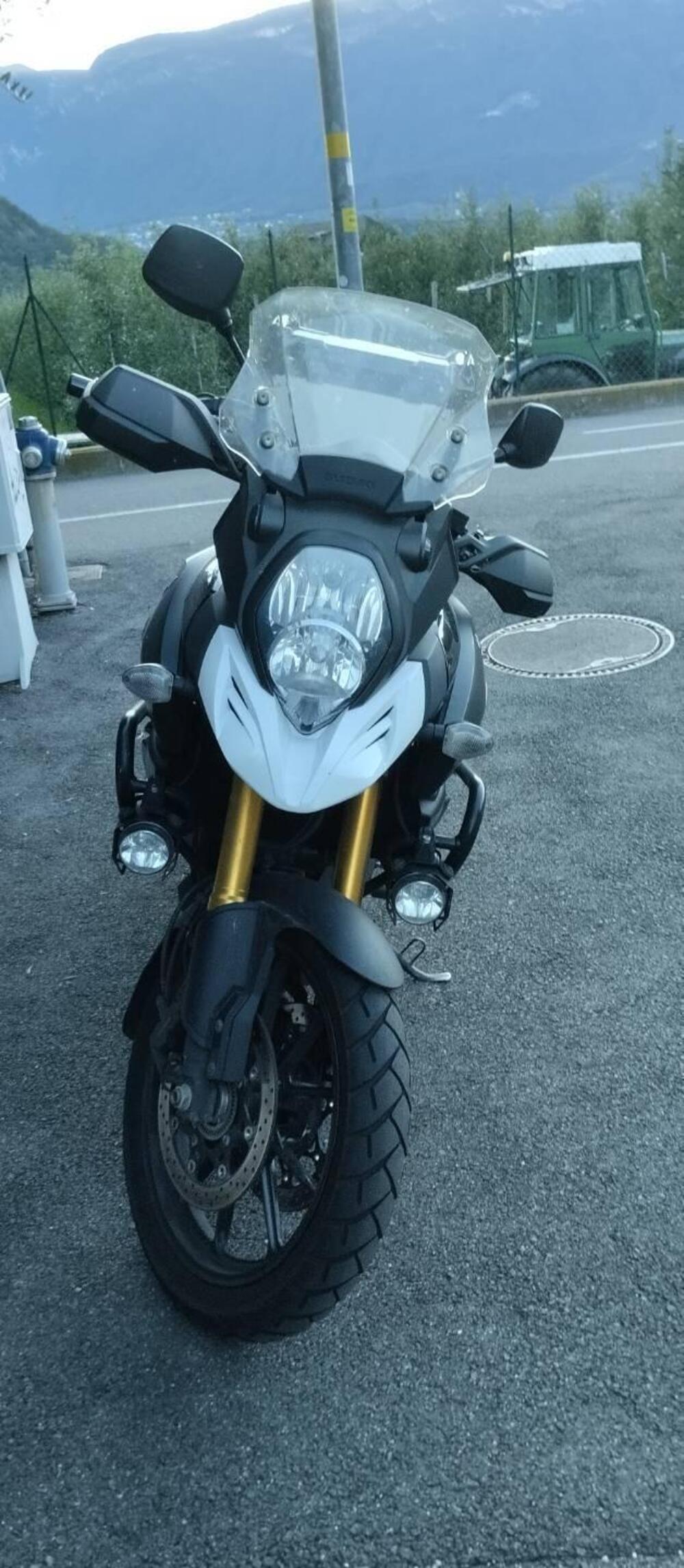 Suzuki V-Strom 1000 ABS No compromise LE (2015 - 17) (6)