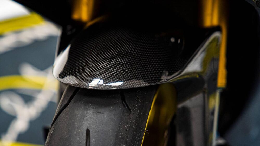 Aprilia RSV4 Factory APRC ABS (2011 - 15) (18)