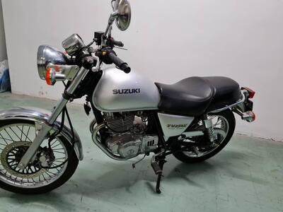Suzuki TU 250 X (1997 - 03) usata