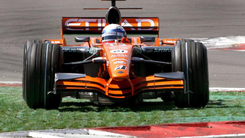 Il giorno in cui un pilota sconosciuto domin&ograve; la Formula 1 al N&uuml;rburgring