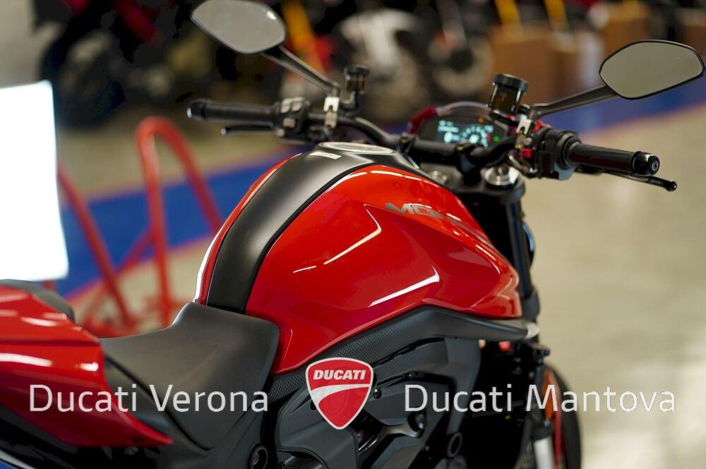 Ducati Monster 937 + (2021 - 25) (12)