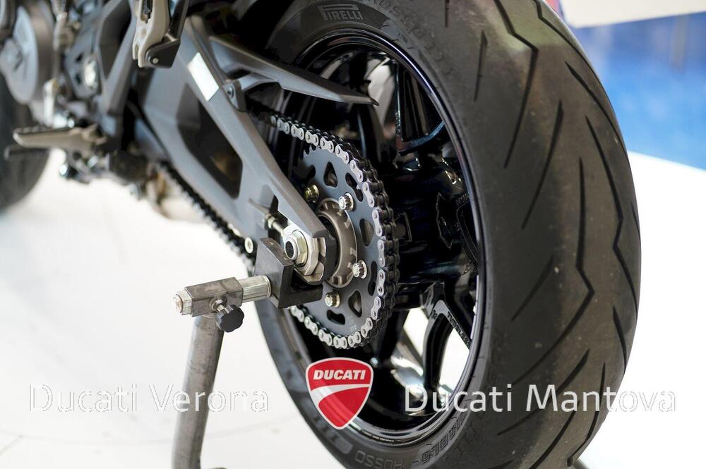 Ducati Monster 937 + (2021 - 25) (14)