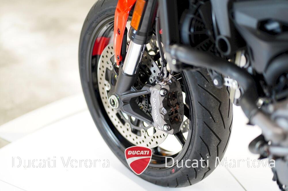 Ducati Monster 937 + (2021 - 25) (17)