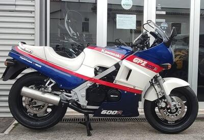 Kawasaki GPZ600R d&#039;epoca