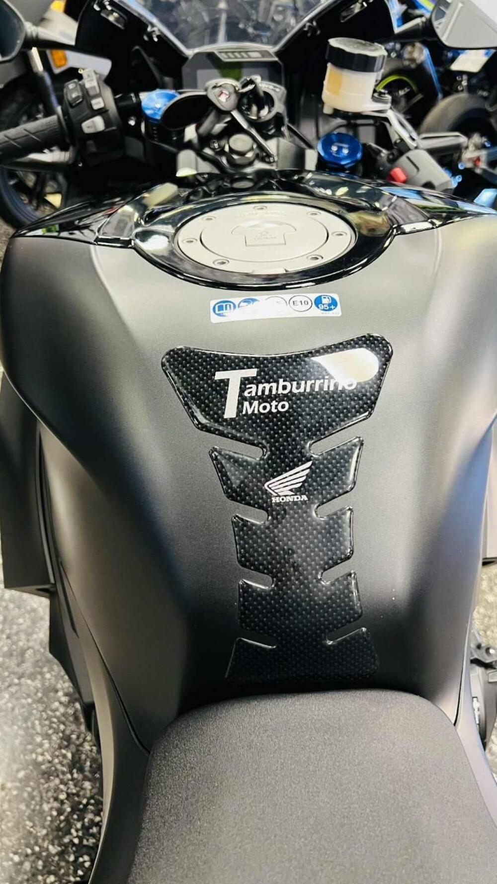 Honda CBR 600 RR (2024 - 26) (3)