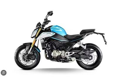 QJ Motor SRK 600 (2025) nuova